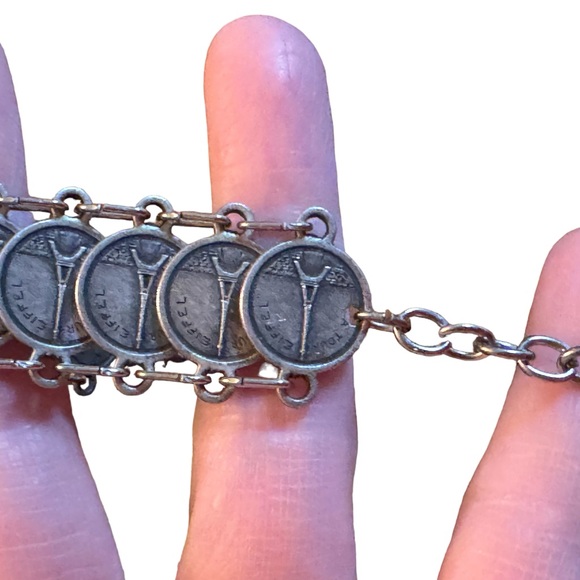 Vintage silver Paris France Tourist faux coin link bracelet - Picture 3 of 6